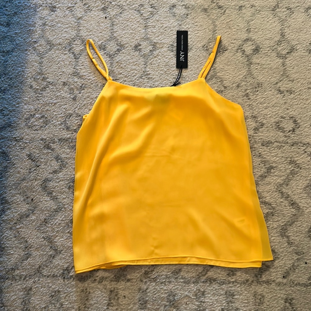 NWT Jones New York small tank